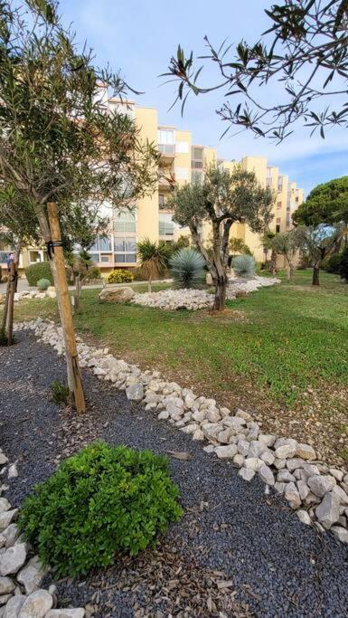 Comme A La Maison!!a 5 Min A Pied Plage,pkg Prive *
