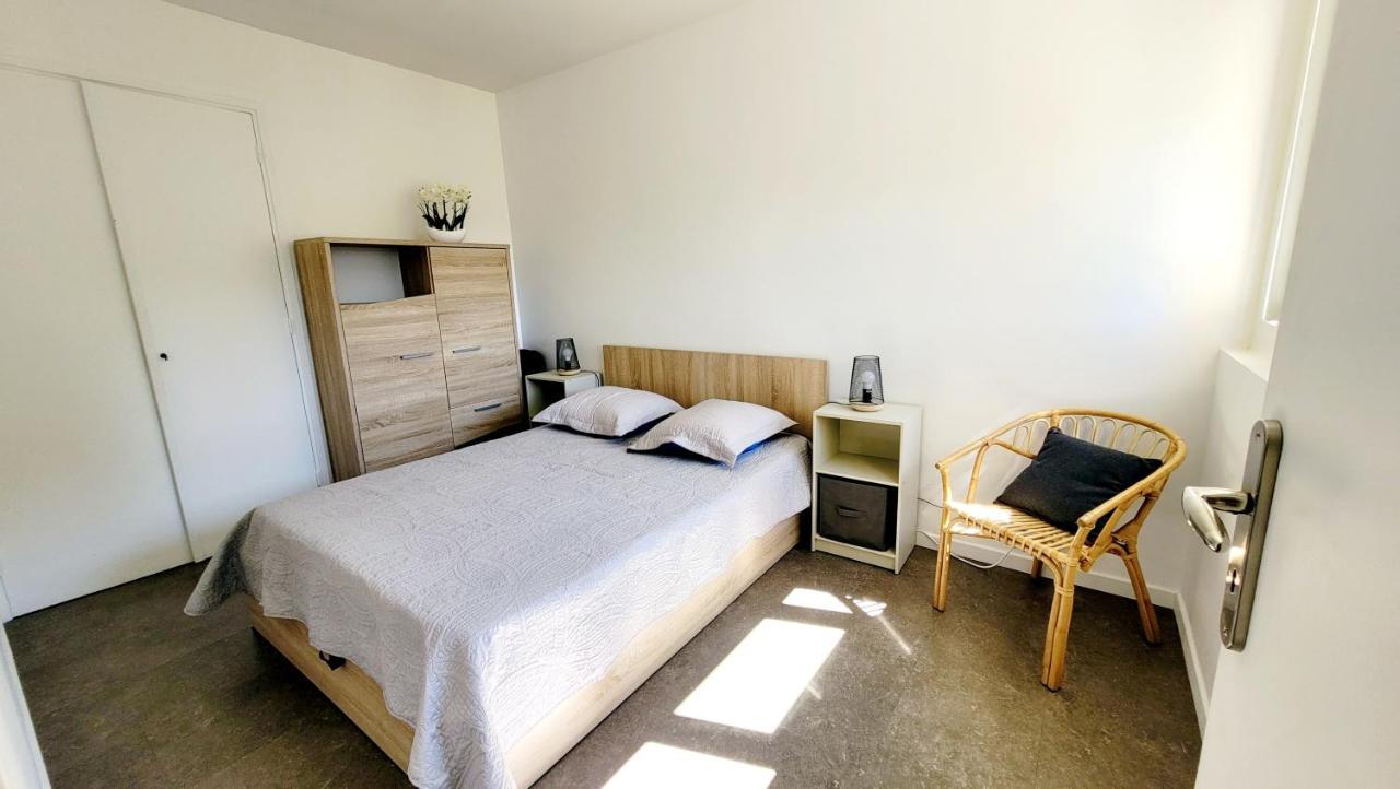 Apartment Comme A La Maison!!a 5 Min A Pied Plage,pkg Prive *