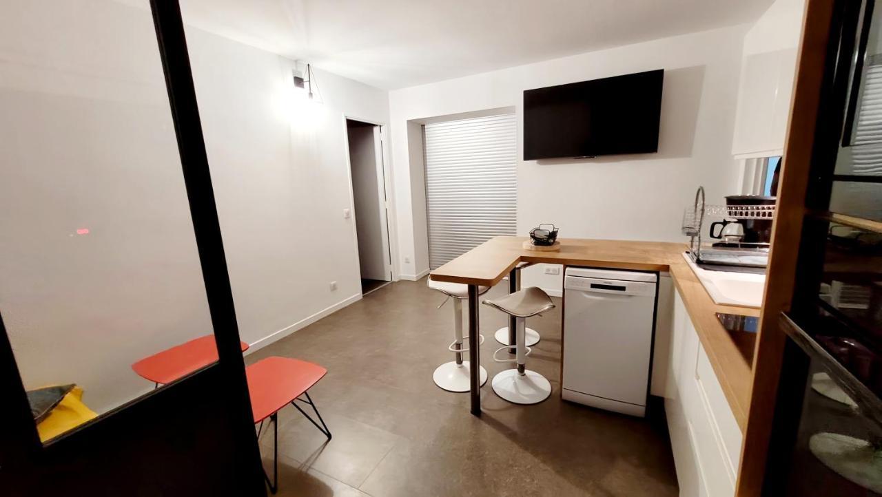 Comme A La Maison!!a 5 Min A Pied Plage,pkg Prive