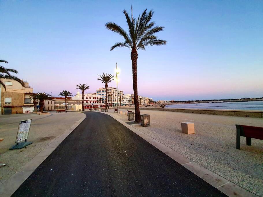 Comme A La Maison!!a 5 Min A Pied Plage,pkg Prive